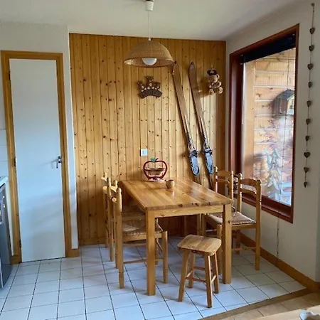 Cosy Avec Parking Privatif Aux Gets - Fr-1-671-5 Les Gets